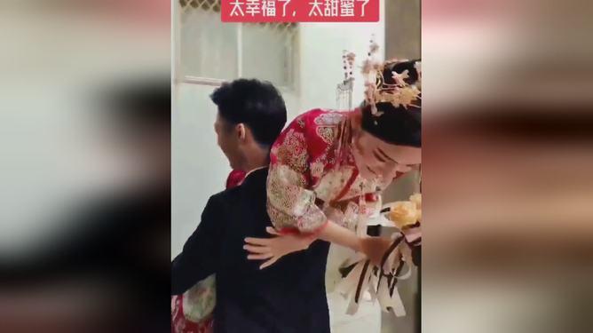 “陕西宝鸡一商场保安徒手接住坠楼婴儿”视频被辟谣 网信办约谈涉摆拍自媒体账号负责人